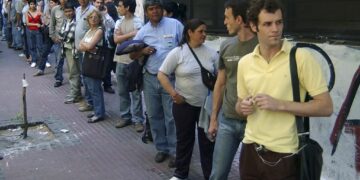 La tasa de desocupación en Argentina llegó al 6,4% en el cuarto trimestre de 2024