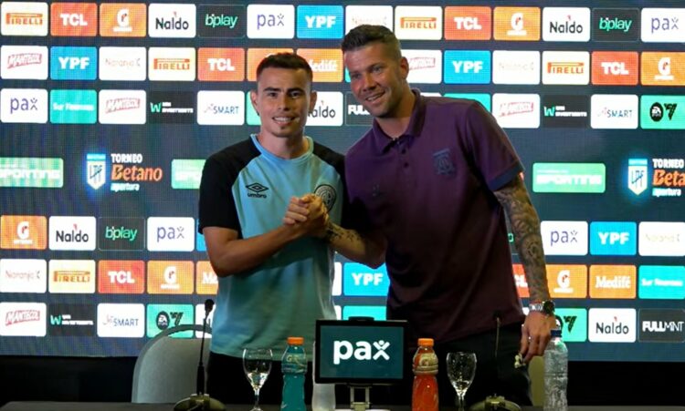 Lucas Zelarayán y Guido Herrera palpitaron el clásico en una conferencia de prensa.