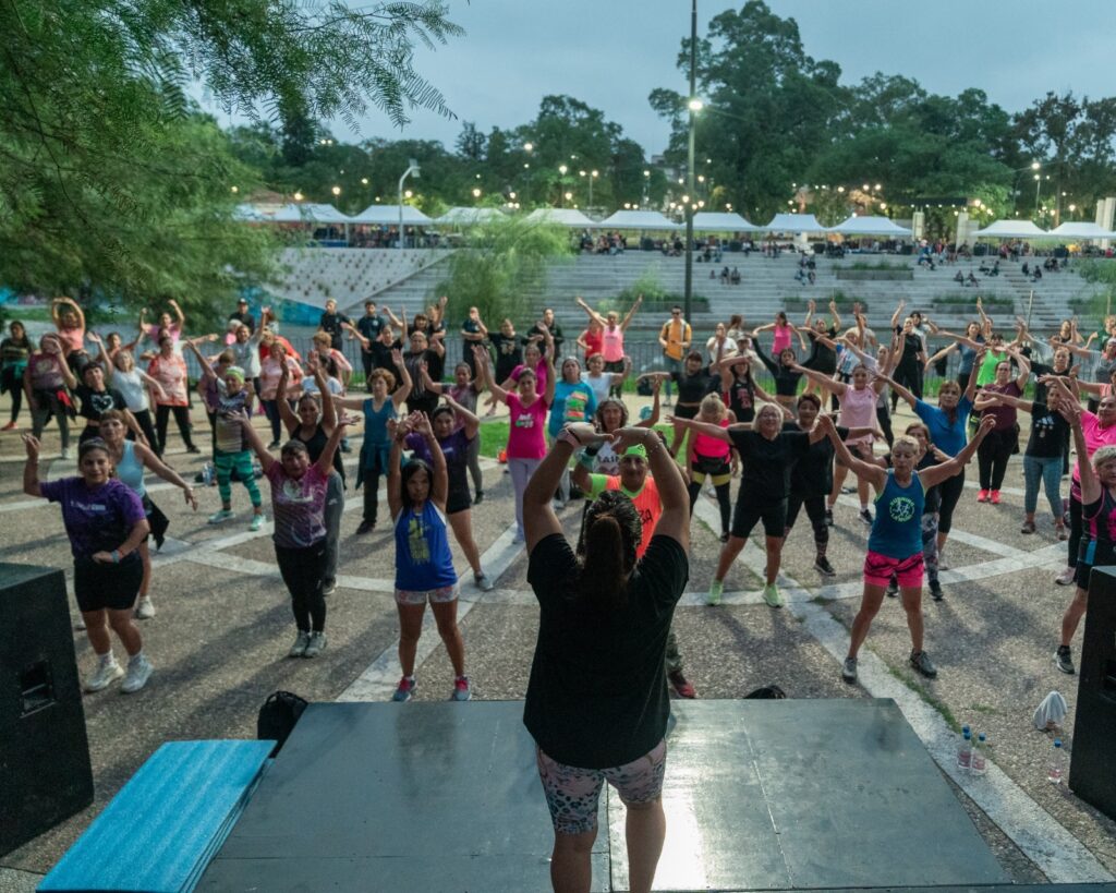 Clases gratuitas de ritmos, zumba y funcional en siete parques