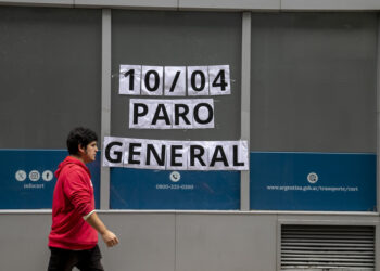 La CGT denunció “métodos de otra época” y el Gobierno habló de “extorsión sindical”