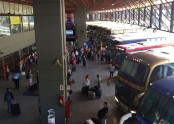 Aoita acuerda una “conciliación voluntaria” y garantiza servicio para el fin de semana largo