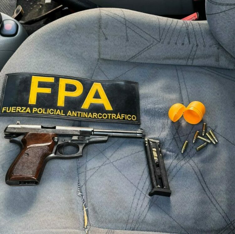 Secuestro de todas las evidencias.
