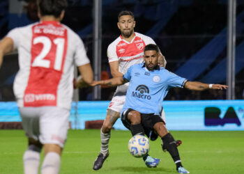 Belgrano y Argentinos igualaron 1-1 en el Gigante de Alberdi