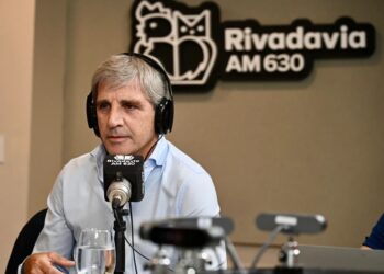 El Gobierno fomentará el uso de dólares para transacciones domésticas