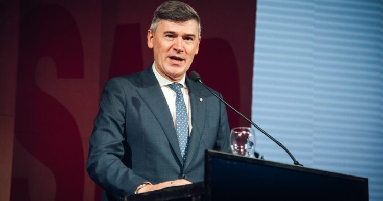 La solicitud surge a raíz de la reciente decisión del intendente Passerini de solicitar la renuncia de todo su gabinete.