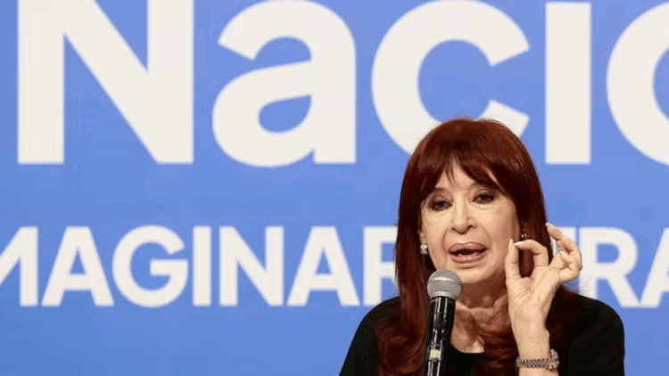 Cristina Kirchner criticó la política económica de Milei y defendió los logros salariales del peronismo