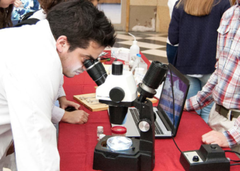 De los laboratorios a las redes según Fabricio Ballarini