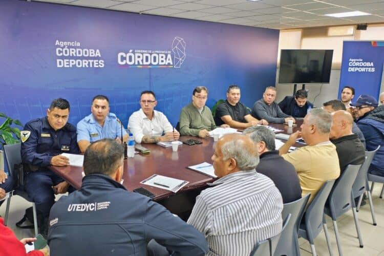 De acuerdo al dispositivo aprobado por el Cosedepro, unas 900 personas estarán a cargo del operativo de seguridad y de la organización general.