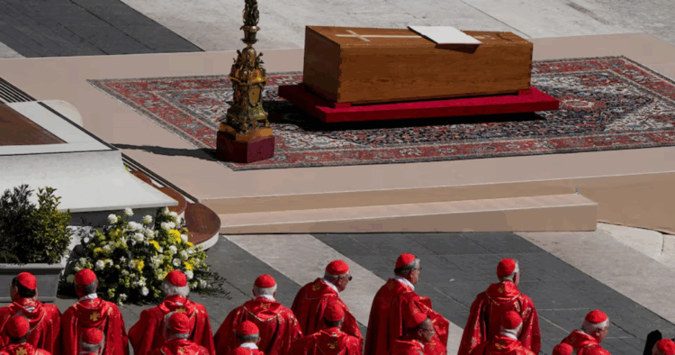 Imagen: prensa Vaticano / REUTERS.