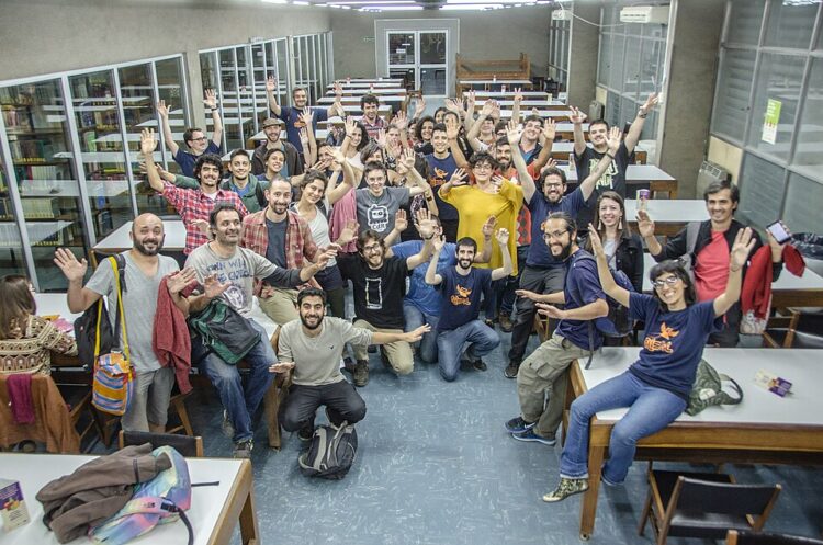 La propuesta se podrá disfrutar con entrada libre y gratuita en la Biblioteca de la Facultad de Ciencias Económicas de la UNC.