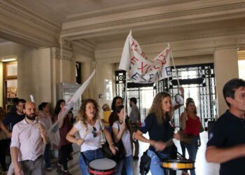 Judiciales se adhieren al paro del jueves y extienden hasta el viernes