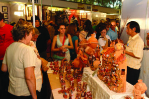 Vuelve la Feria Internacional de Artesanías con más de 500 expositores Vuelve la Feria Internacional de Artesanías con más de 500 expositores