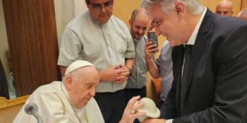 Hondo pesar en la política cordobesa por el fallecimiento del papa Francisco