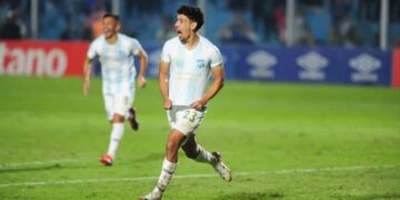 Instituto cayó en el final y dejó pasar una gran chance