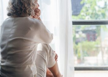 La Justicia autorizó a un hombre a visitar a su madre en una residencia