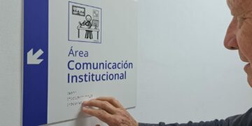 La importancia de la señalética inclusiva en espacios públicos y educativos