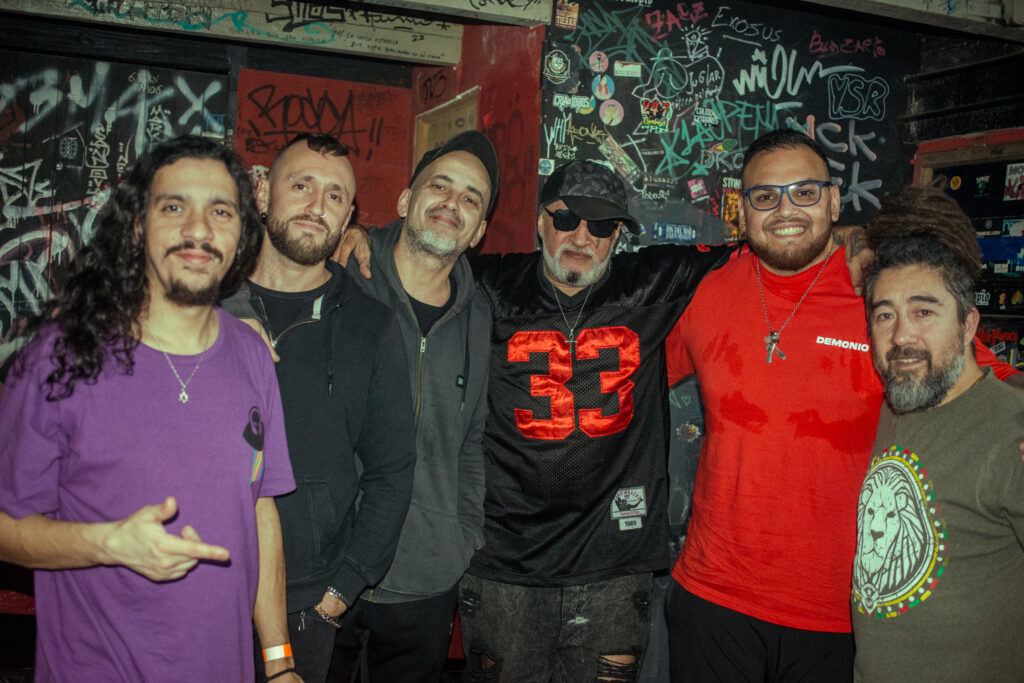 Letras de resistencia con la banda de reggae C4