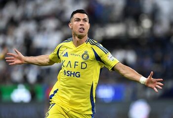 Cristiano Ronaldo marcó un doblete y sigue tachando casilleros rumbo a los 1000 goles