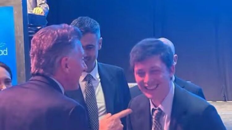 Mauricio Macri y Santiago Caputo.