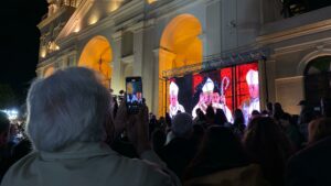 Misa en la explanada de la Catedral: tributo a un líder que inspiró esperanza
