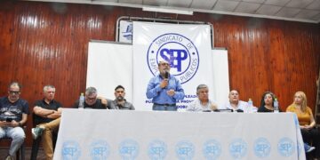 En estado de alerta, el SEP lanzó un plan de acción ante la falta de respuestas de la Provincia