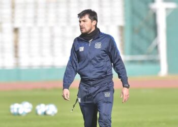 Nacional va a la carga por el “Cacique” Medina