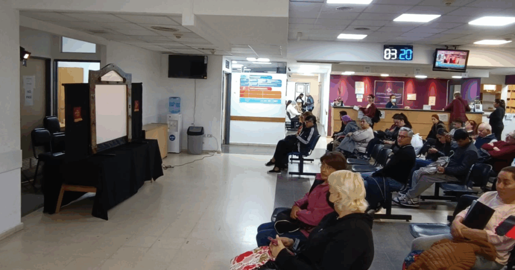 Títeres que sanan: Mujeres del Hospital Oncológico dan vida a sus historias