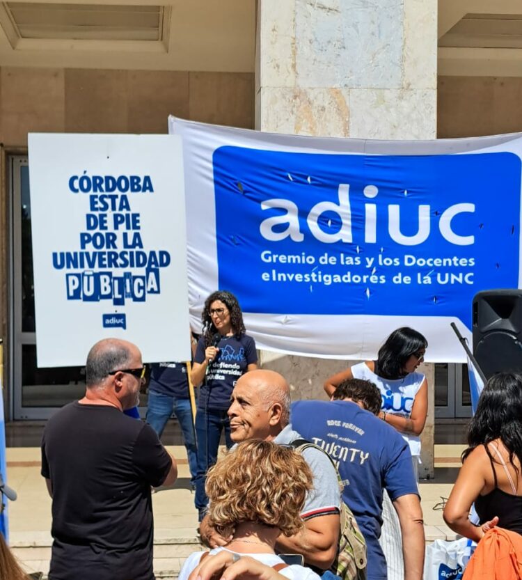 Los docentes de la UNC se movilizan este miércoles en la previa del paro nacional