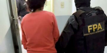 Fue a visitar a su pareja y terminó detenida por narcomenudeo
