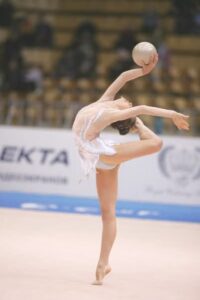 Más allá de las medallas: Anahí Sosa y el verdadero costo de la gimnasia rítmica