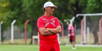 Pedro Troglio dejó de ser el entrenador de Instituto