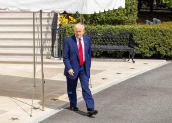 Trump subiría al máximo los aranceles a China: pasarán a ser del 104%, según Fox News