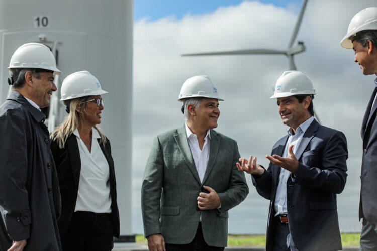 El gobernador Llaryora participó del acto inaugural e instó a que Córdoba sea la meca de la energía renovable.