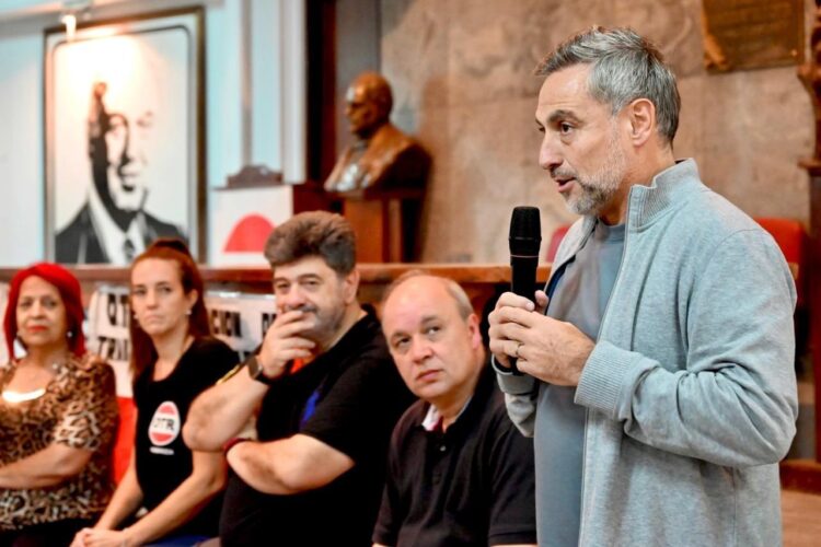 UCR: Mestre quiere internas y amenaza con ir a la justicia