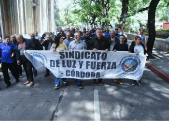 Luz y Fuerza Córdoba inició un plan de lucha en rechazo a la conversión de Epec