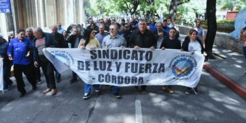 Luz y Fuerza Córdoba inició un plan de lucha en rechazo a la conversión de Epec