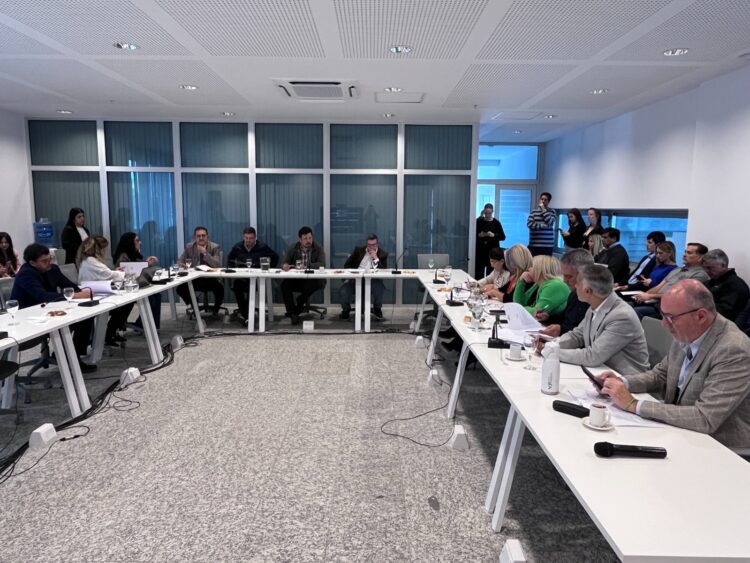 Una de las propuestas del oficialismo consiste en habilitar una tarifa gratuita para los guardias privados de nuestra ciudad.