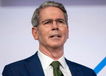 La Embajada de China salió al cruce de Bessent por sus dichos en la Argentina