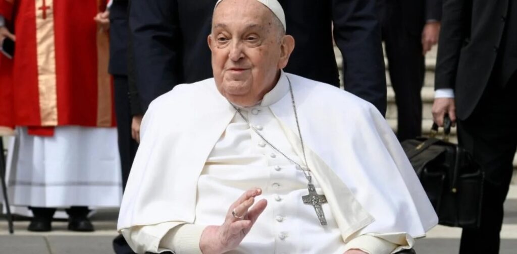 La salud del Papa avanza pero toda la actividad para Semana Santa fue delegada