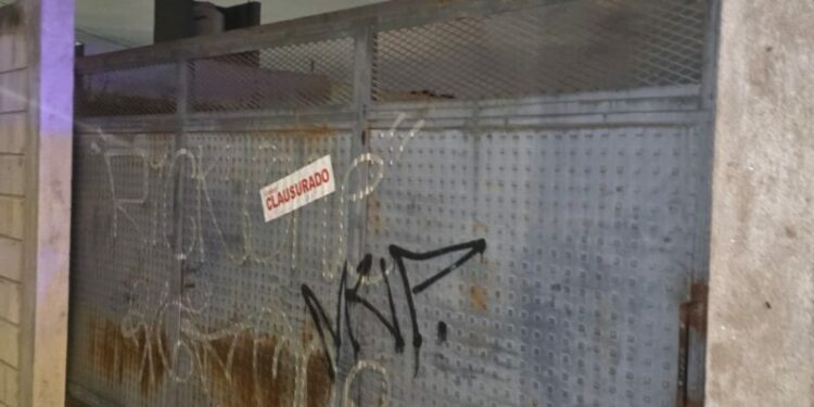 Cayeron seis fiestas clandestinas con 4000 menores y clausuraron 11 locales