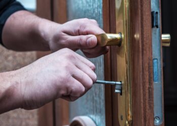 Desalojan a un hombre denunciado por violencia de género que ocupaba la casa de su expareja