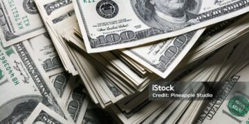 Advierten que los vencimientos de deuda ascienden a US$ 19.000 millones en 2025