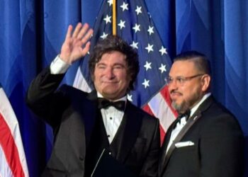 Milei dijo que la Argentina adecuará su legislación para atenuar el impacto de los aranceles de EE.UU.