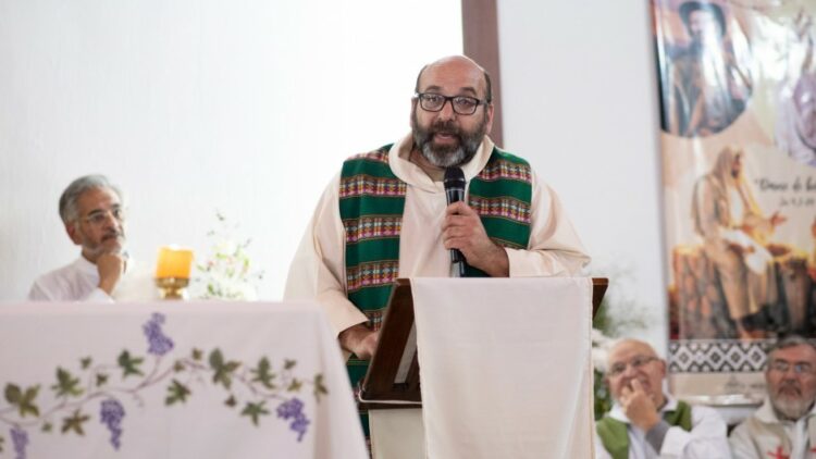 Mariano Oberlin, cura párroco de barrio Müller y alrededores.