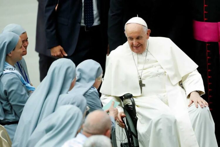 El papa Francisco realzó el rol de las mujeres en la Iglesia.