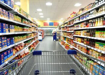 Bajaron levemente las ventas en supermercados
