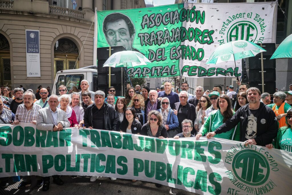 ATE presentó un amparo para frenar el decreto que limita el derecho a huelga