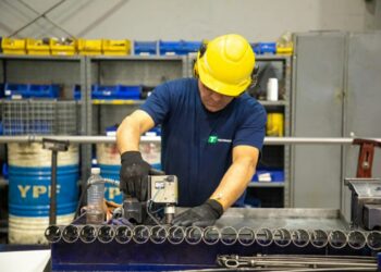 Actividad económica: se frenó y cayó un 1,2% durante marzo