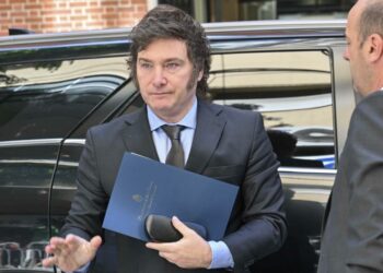 Bariloche declaró «persona no grata» a Milei por sus dichos sobre Malvinas