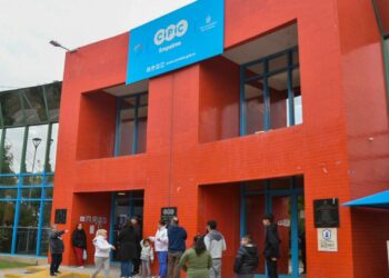 La Defensoría del Pueblo realizará una jornada de atención nocturna en el CPC Colón